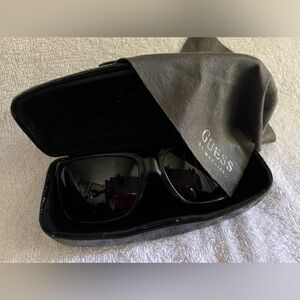 Vintage Guess by Marciano - black sunglasses - with case and cleaning cloth